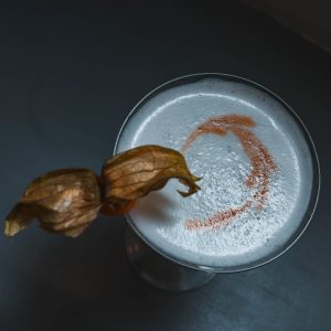 cocktail de pisco sour en vuela sevilla